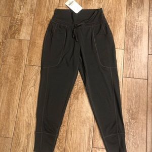Fabletics NWT Maj Tricot Jogger XS Grey